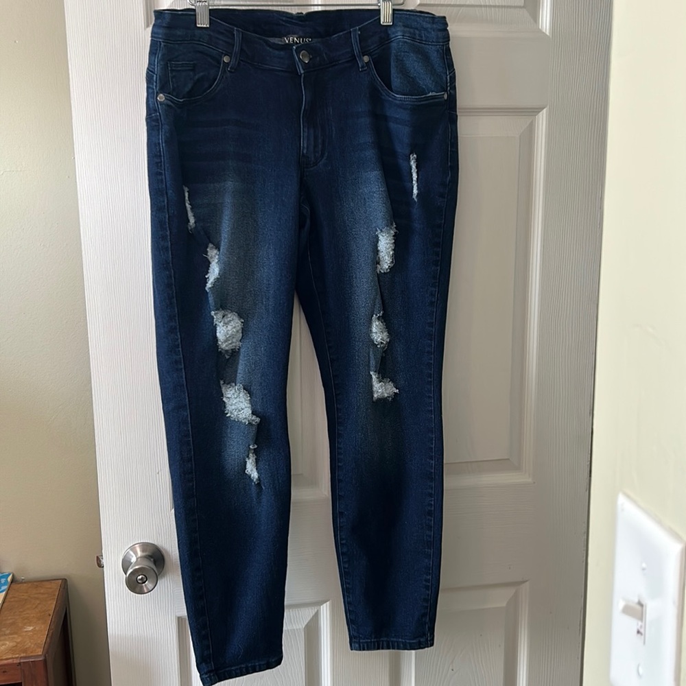 Venus Plus Size 16 Lift Ripped Jeans